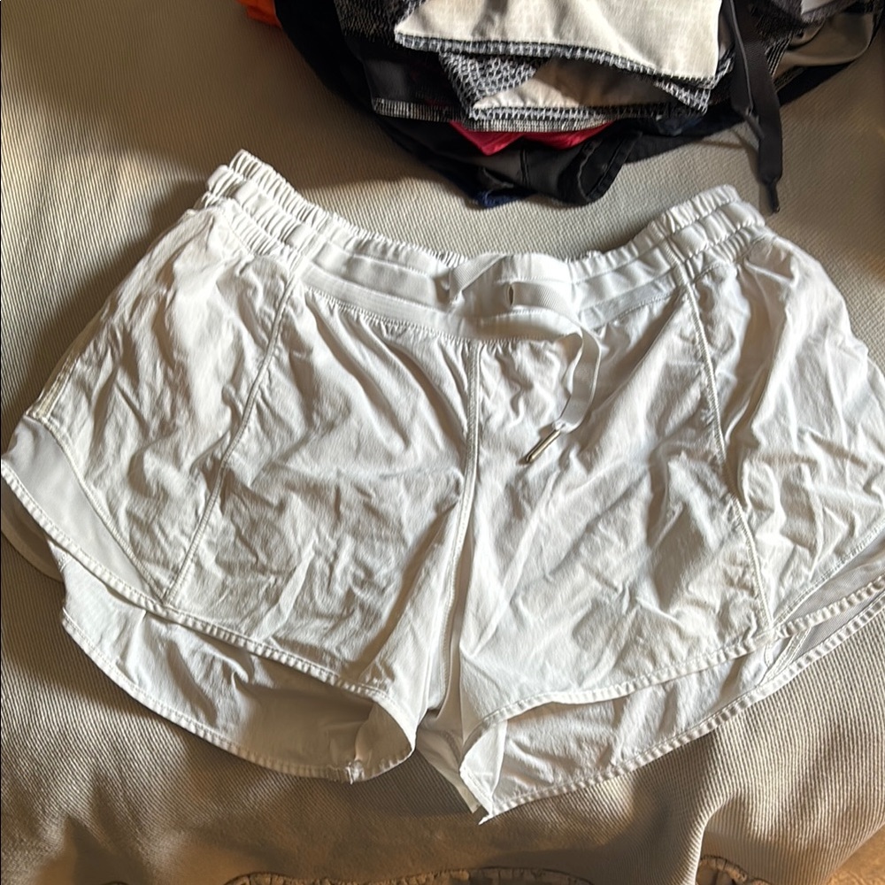 Lululemon Athletica White Athletic Shorts Lightweight Comfort